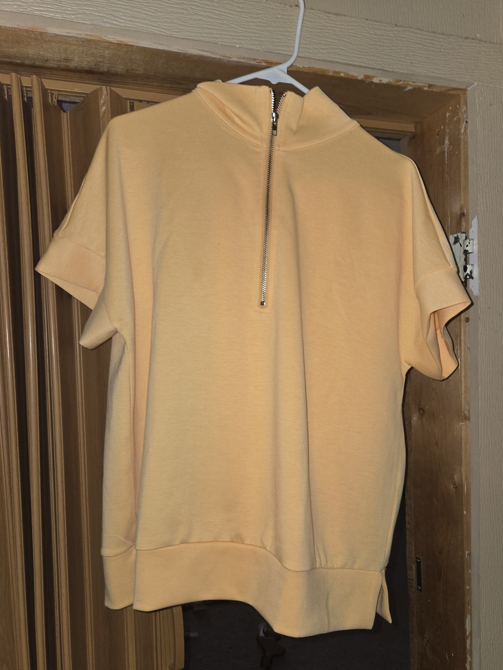 Scarlett Short-Sleeve Zip Front Top in Peach